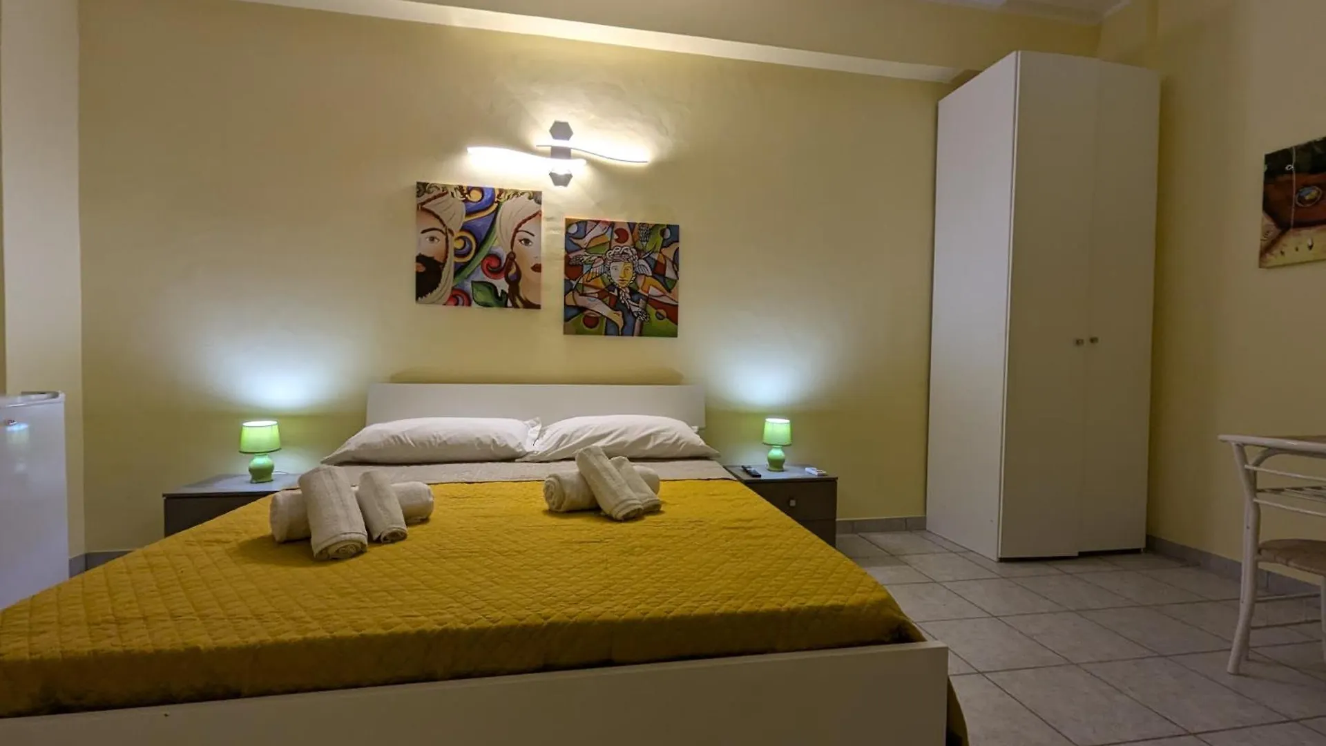E&G Private Rooms In Apartment Trapani